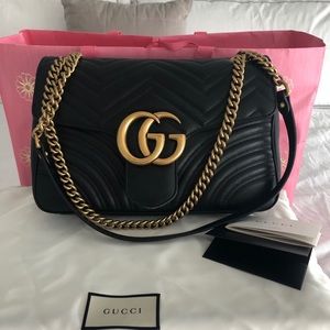 Gucci GG Marmont medium matelassé shoulder bag